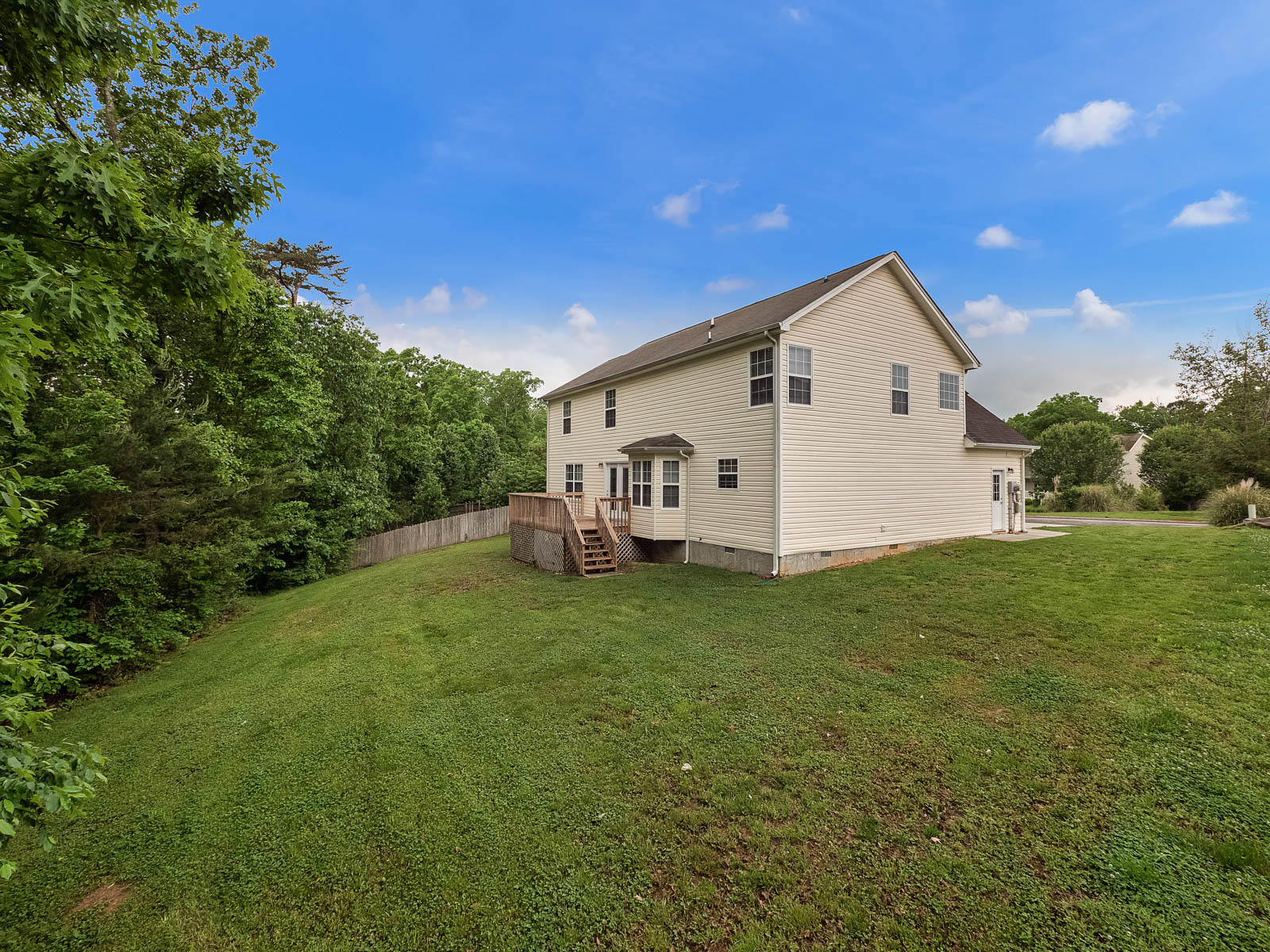 6214 Rim Ridge Court Harrison, TN 37341 - Photo 5 of 32 6214_RimRidgeCt-5