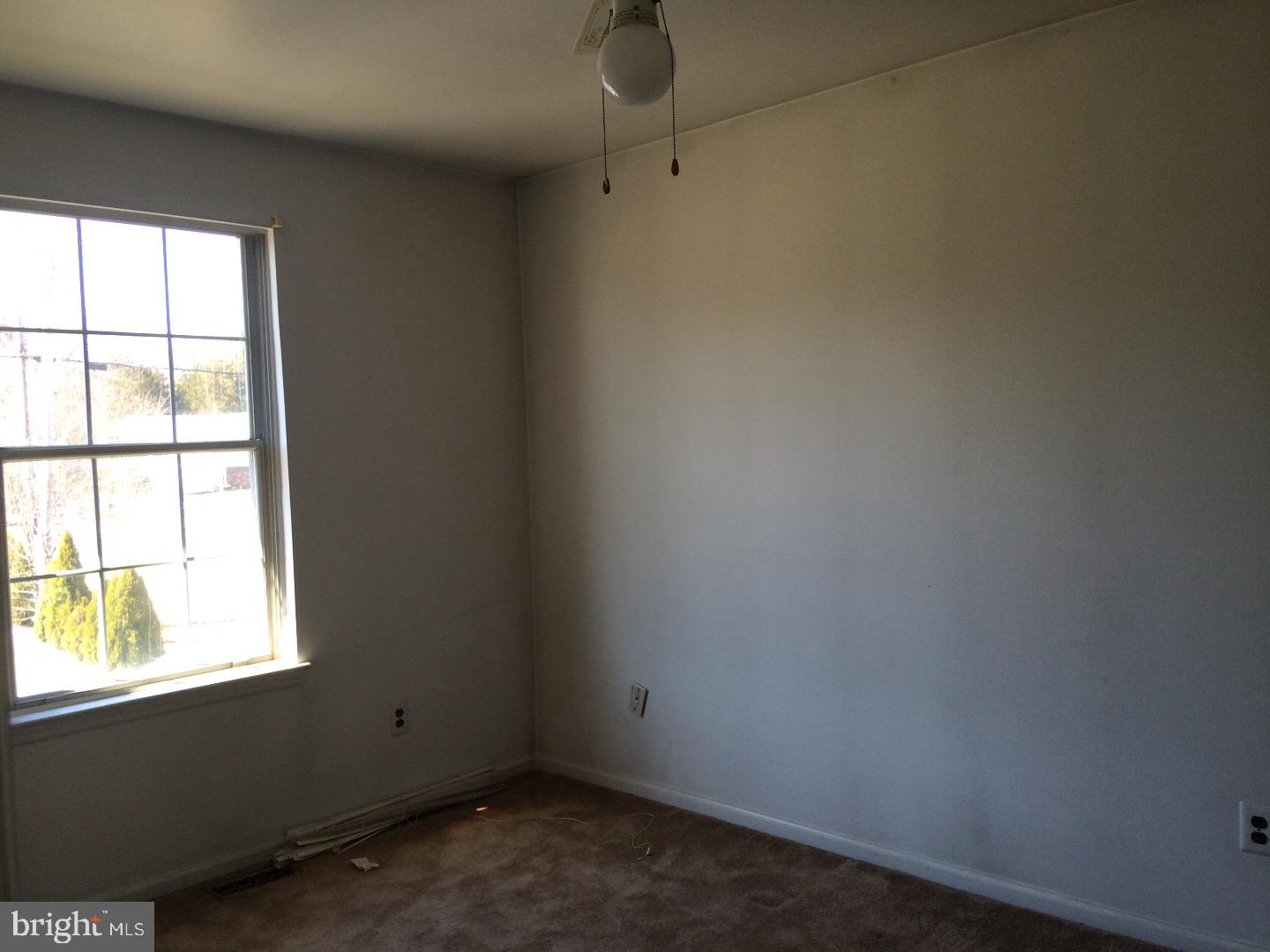 278 Vineyard Road Atco, NJ 08004 - Photo 8 of 8 Gallery Image 8
