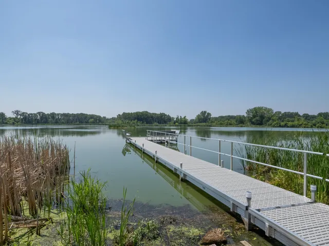 $379,000 | 1900 Rush Lake Trail, Unit 110, New Brighton, MN 55112