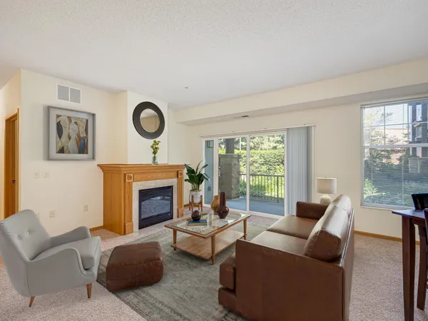 $379,000 | 1900 Rush Lake Trail, Unit 110, New Brighton, MN 55112