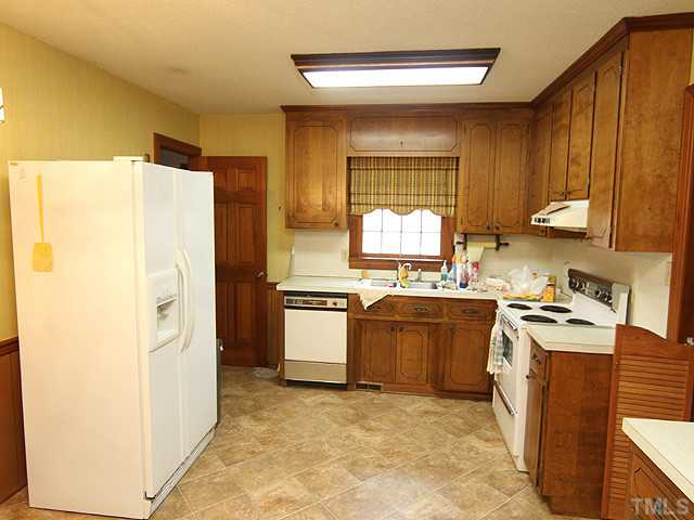 8432 Bells Lake Road Apex, NC 27539 - Photo 4 of 13 Gallery Image 4