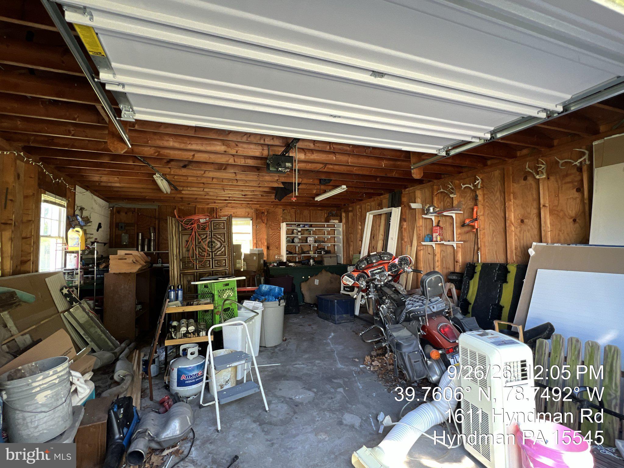 detached garage interior