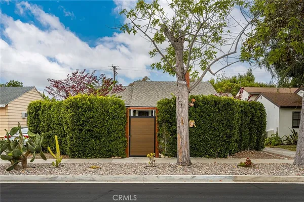 $950,000 | 209 East 46th Street, Long Beach, CA 90807