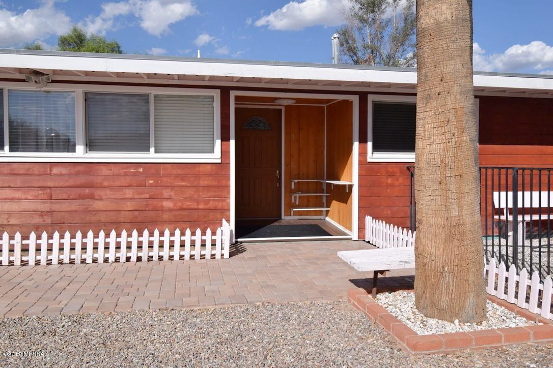 1458 West Roller Coaster Road Tucson, AZ 85704 - Photo 5 of 29 Gallery Image 5