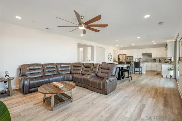 $1,450,000 | 1517 Leonis Place, Vista, CA 92083