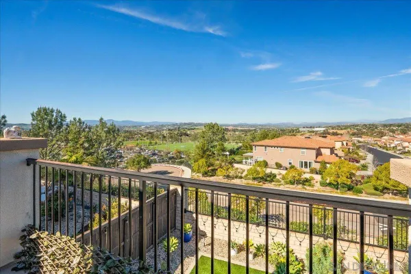 $1,450,000 | 1517 Leonis Place, Vista, CA 92083