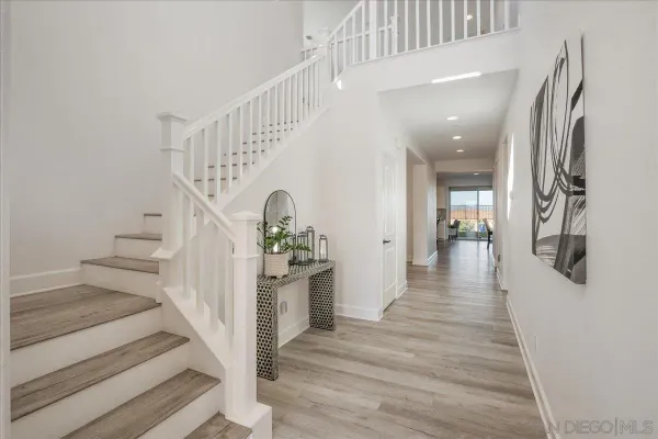 $1,450,000 | 1517 Leonis Place, Vista, CA 92083