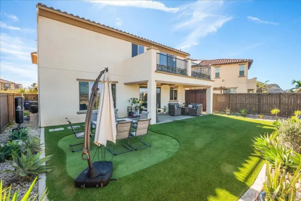 $1,450,000 | 1517 Leonis Place, Vista, CA 92083