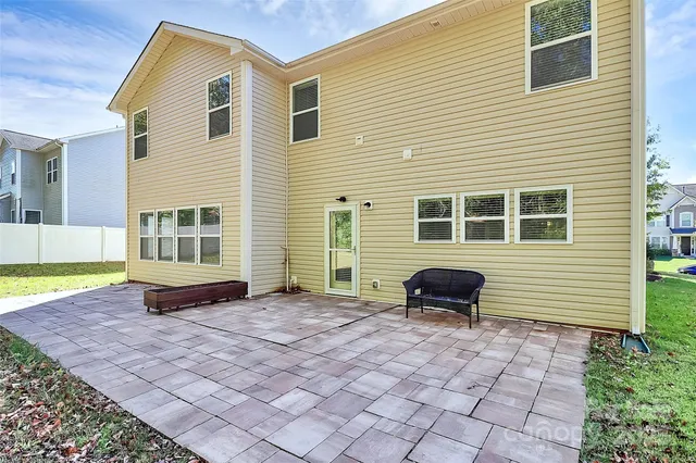 $570,000 | 3126 Gilroy Drive, Fort Mill, SC 29707