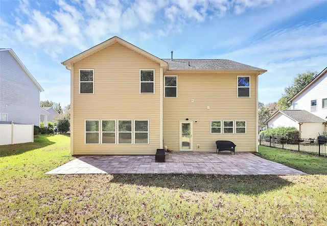 $570,000 | 3126 Gilroy Drive, Fort Mill, SC 29707