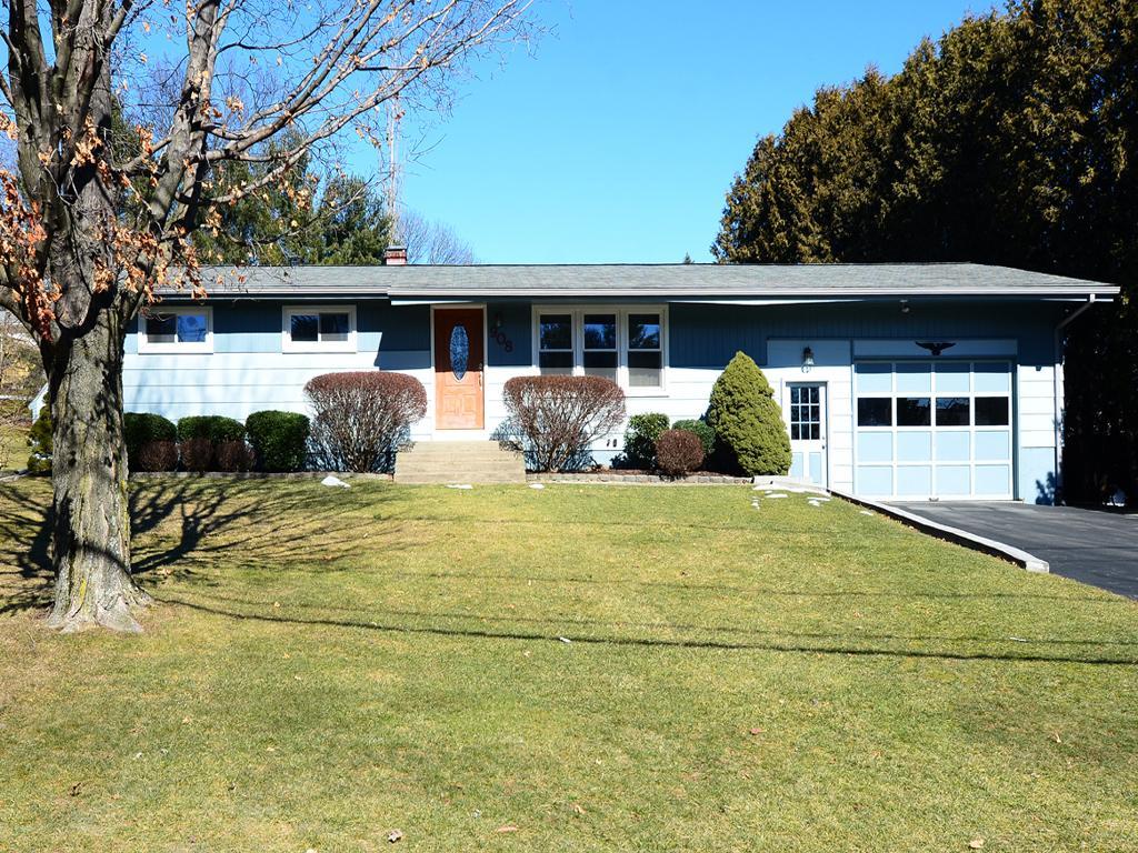 908 Hooper Road Endicott, NY 13760 - Photo 1 of 20 Gallery Image 1
