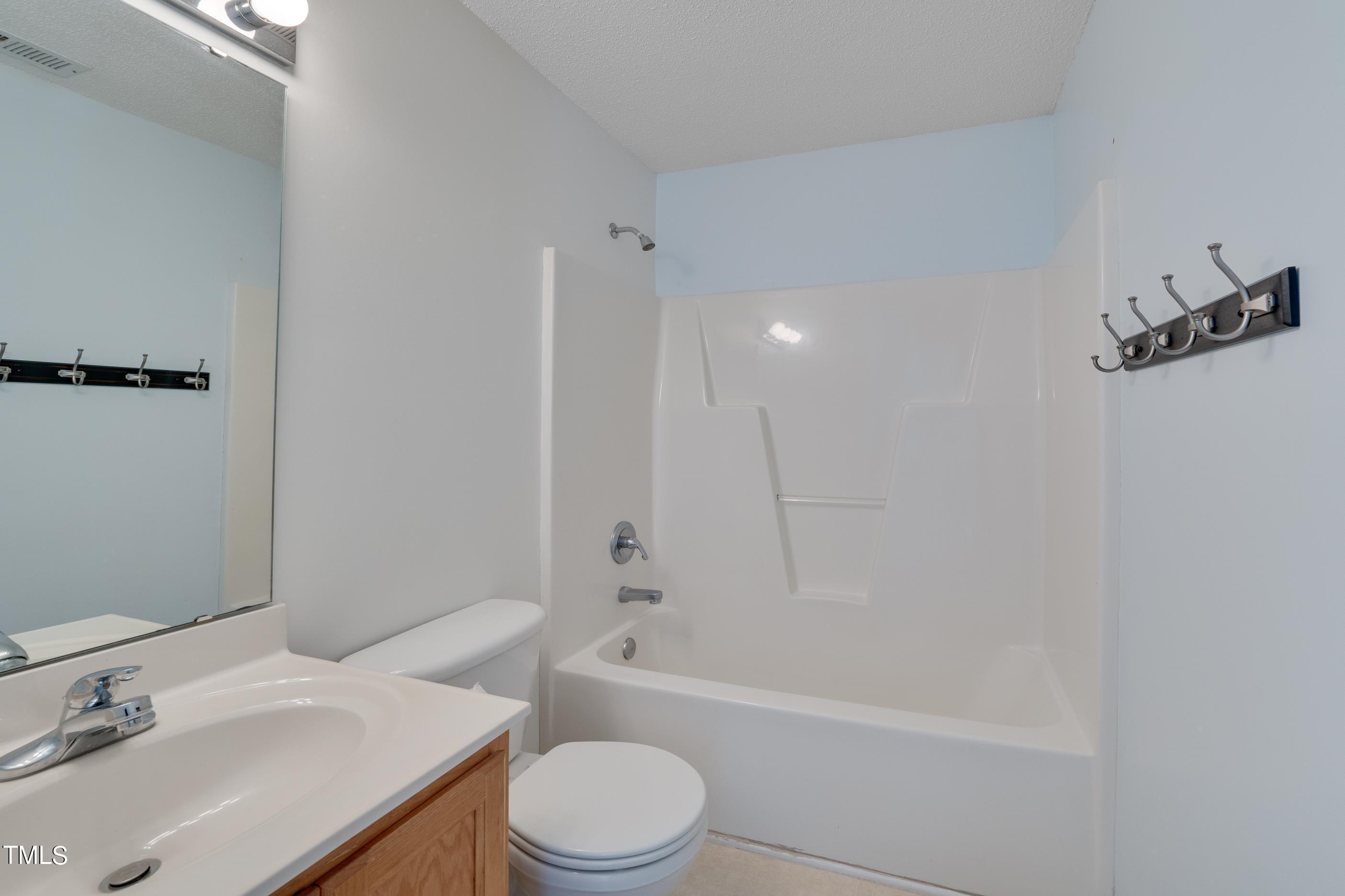 25 Round Spring Lane Durham, NC 27712 - Photo 10 of 21 70wfzcllm2