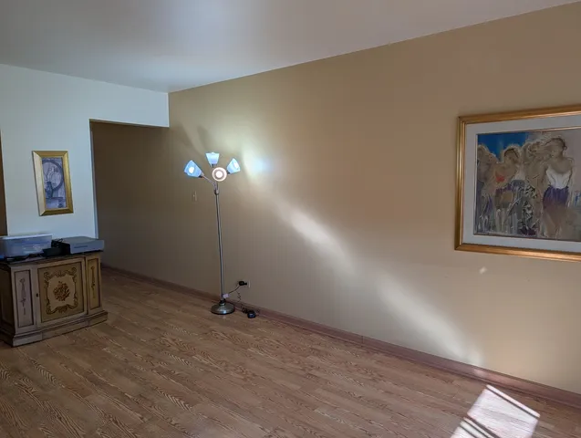 $140,000 | 8444 West Wilson Avenue, Unit 407, Chicago, IL 60656