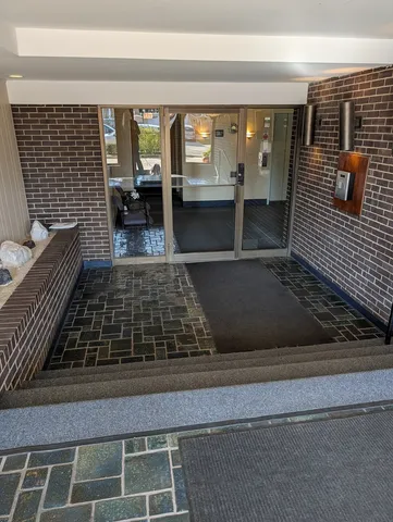 $140,000 | 8444 West Wilson Avenue, Unit 407, Chicago, IL 60656