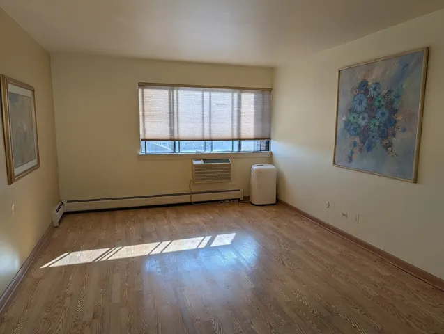 $140,000 | 8444 West Wilson Avenue, Unit 407, Chicago, IL 60656
