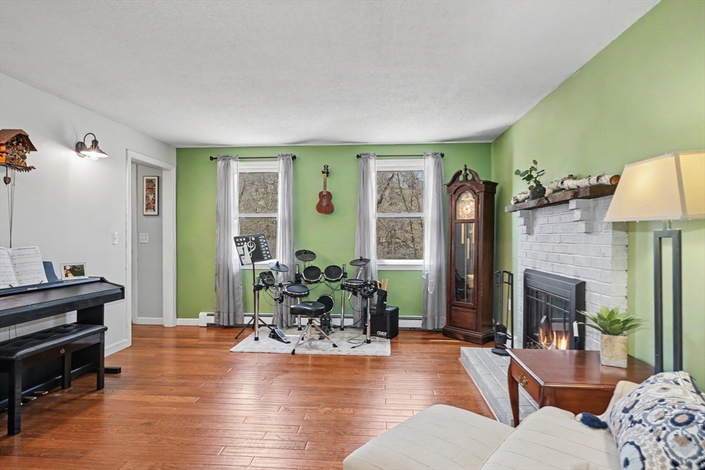 8 Innsbruck Way Franklin, MA 02038 - Photo 12 of 41