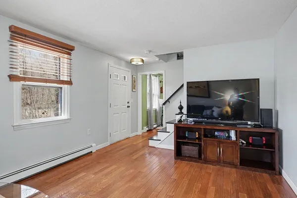 $664,900 | 8 Innsbruck Way, Franklin, MA 02038