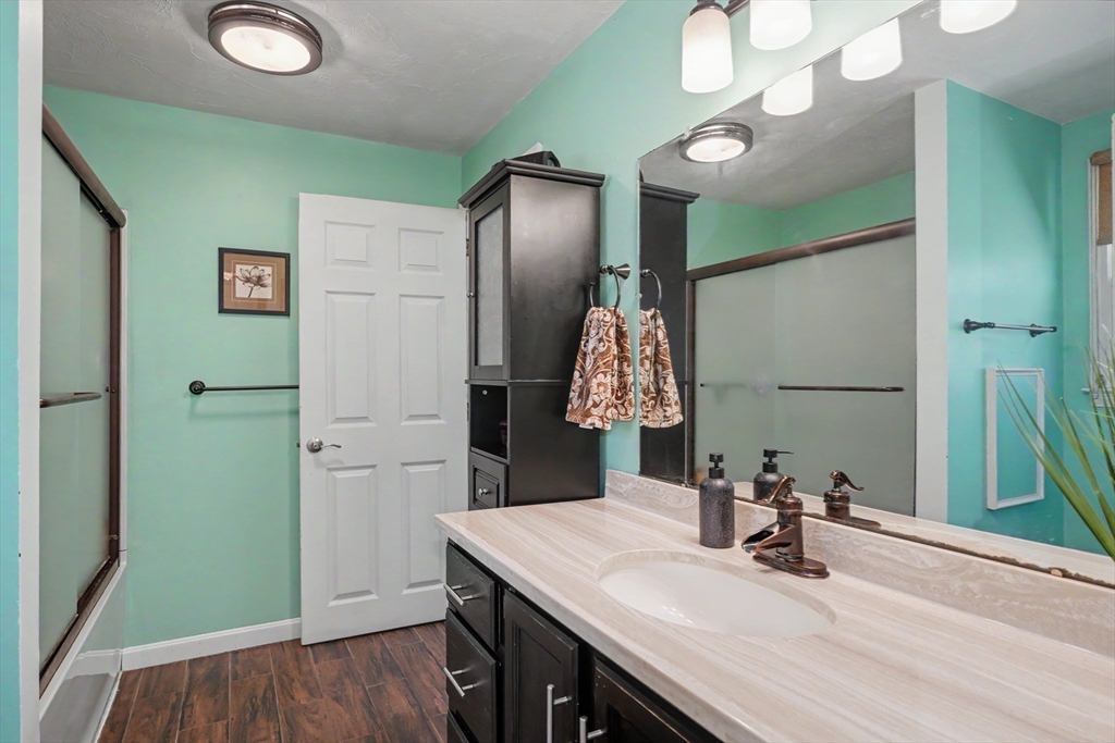 8 Innsbruck Way Franklin, MA 02038 - Photo 24 of 41