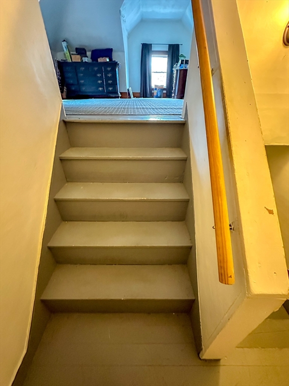 573 White Street Springfield, MA 01108 - Photo 31 of 39