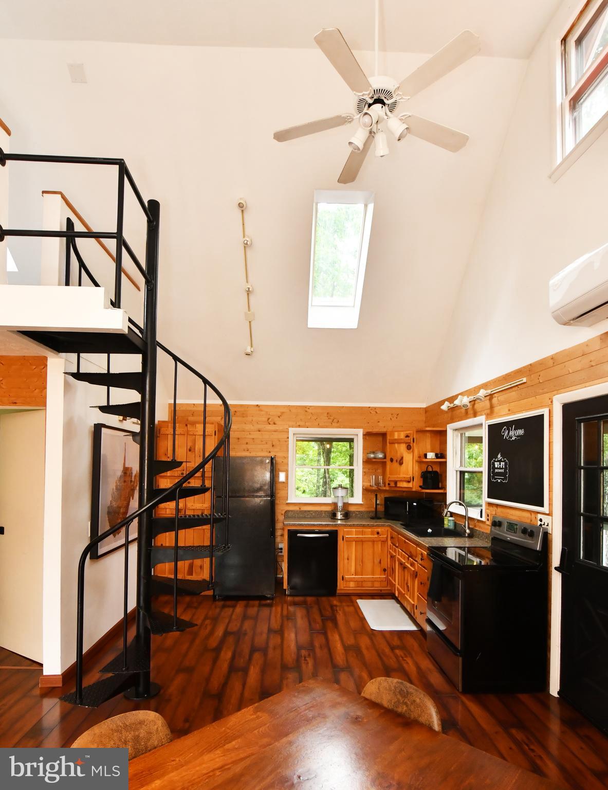 513 Cardinal Drive Rio, WV 26755 - Photo 20 of 55 Ceiling in kitchen/dining