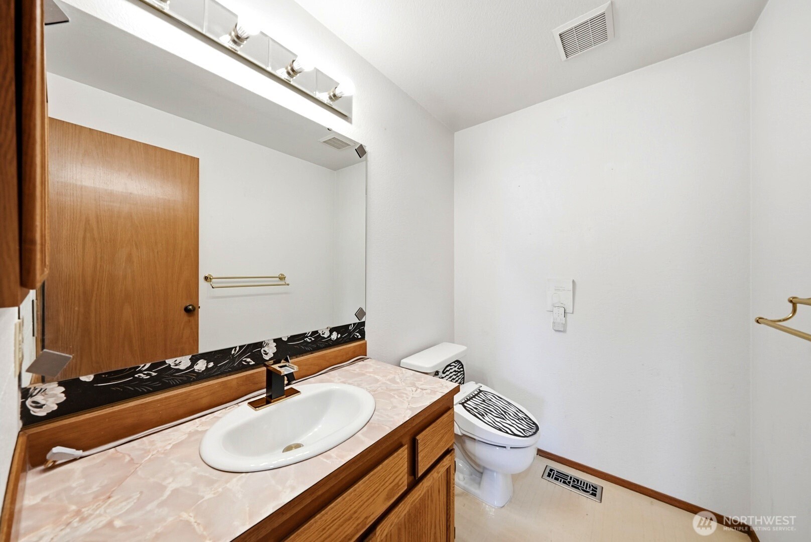 1011 North 28th Place Renton, WA 98056 - Photo 13 of 37 Gallery Image 13