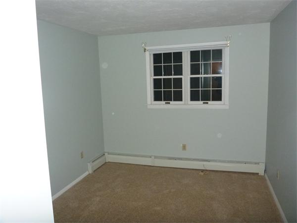 10 Dixfield Road Worcester, MA 01606 - Photo 5 of 13 Gallery Image 5