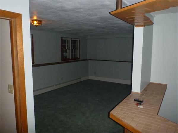 10 Dixfield Road Worcester, MA 01606 - Photo 8 of 13 Gallery Image 8