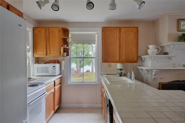 $689,000 | 6 Manhattan Island, Alexandria, NY 13607