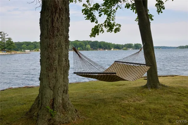 $689,000 | 6 Manhattan Island, Alexandria, NY 13607