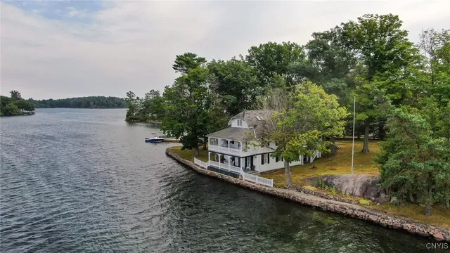 $689,000 | 6 Manhattan Island, Alexandria, NY 13607