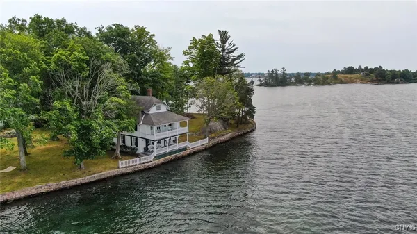 $689,000 | 6 Manhattan Island, Alexandria, NY 13607