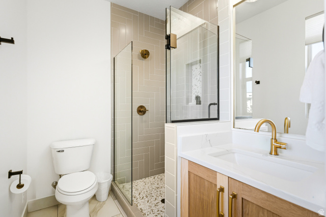 5482 Alice Blue Place St. George, UT 84790 - Photo 26 of 35 Ensuite bath 2
