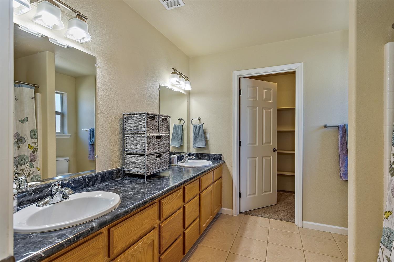 824 Easy Way Central Point, OR 97502 - Photo 15 of 25 Additional Photo