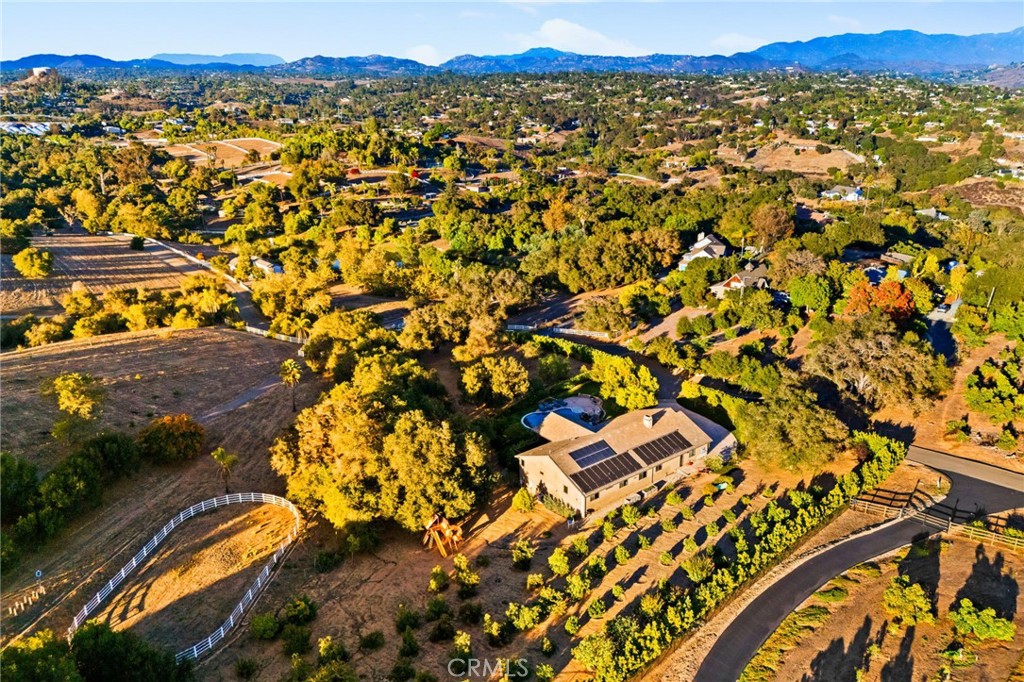 4007 Ladera Vista Road Fallbrook, CA 92028 - Photo 60 of 64 an aerial view of multiple house