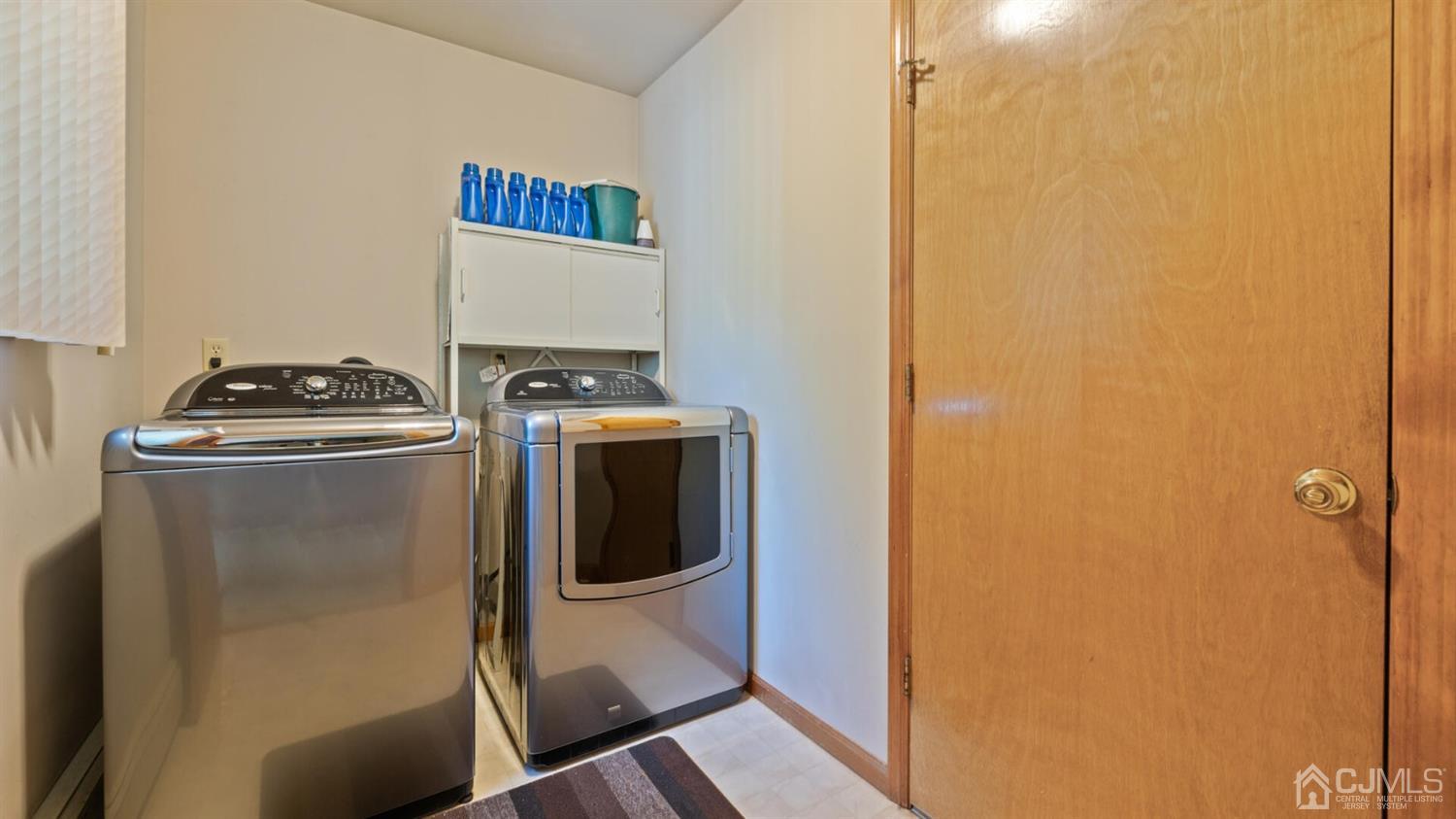 41 Dundee Road Kendall Park, NJ 08824 - Photo 31 of 42 a utility room with dryer and washer