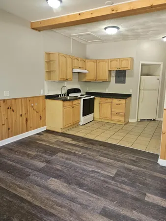 $925 | 1205 South Sibley Avenue, Unit 206, Litchfield, MN 55355
