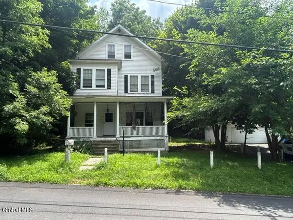 $129,900 | 4 Walker Avenue, Troy, NY 12180