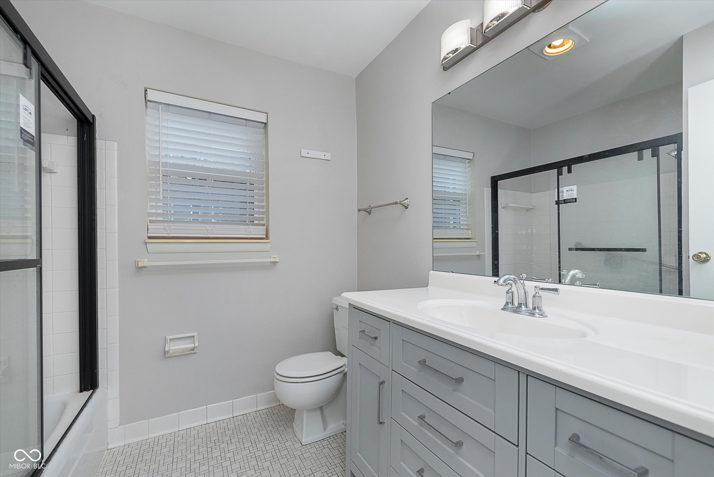 4940 Allisonville Road, Unit B Indianapolis, IN 46205 - Photo 18 of 28 Gallery Image 18
