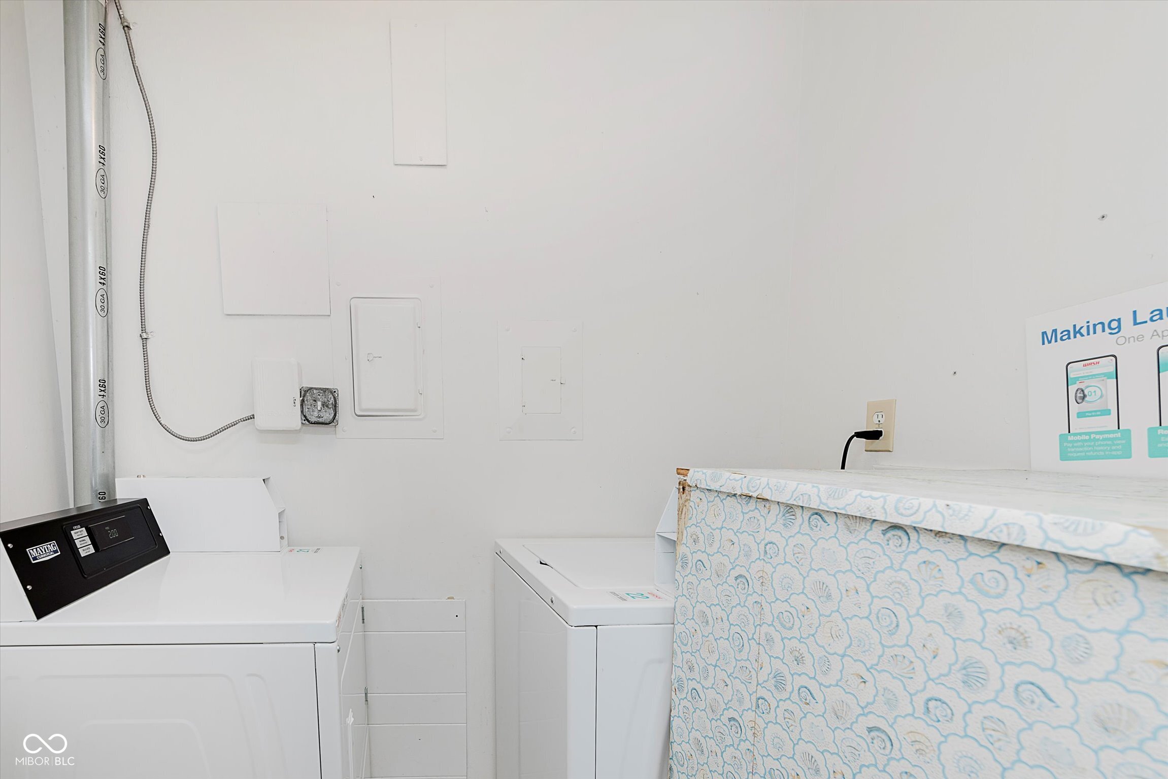 4940 Allisonville Road, Unit B Indianapolis, IN 46205 - Photo 24 of 28 Gallery Image 24