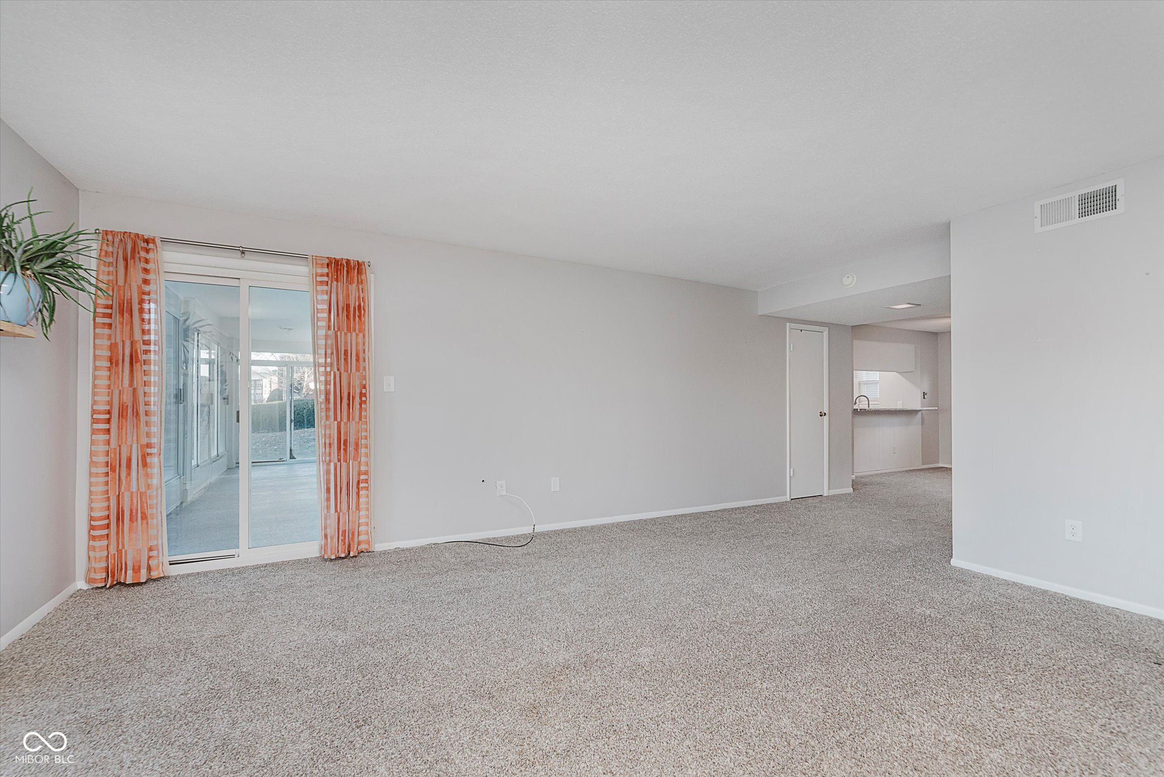 4940 Allisonville Road, Unit B Indianapolis, IN 46205 - Photo 7 of 28 Gallery Image 7
