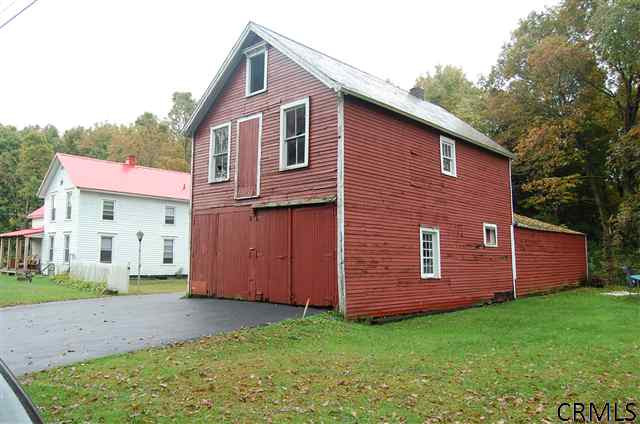 8 Old State Road Malta, NY 12118 - Photo 4 of 15 Photo 4