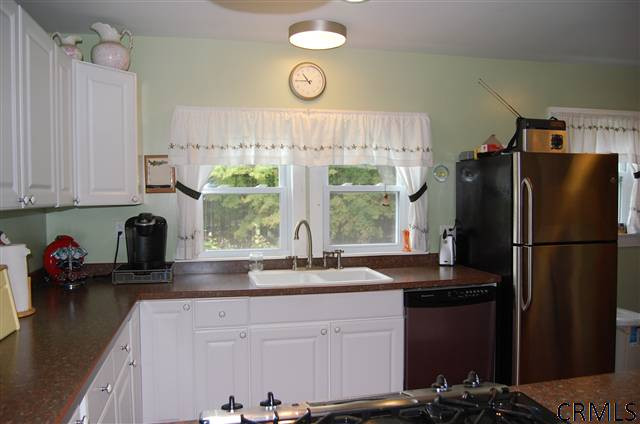 8 Old State Road Malta, NY 12118 - Photo 8 of 15 Photo 8