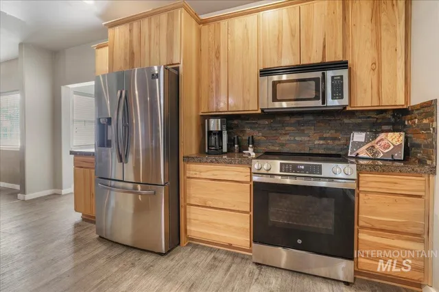 $889,500 | 4036 North 2250 East, Filer, ID 83328