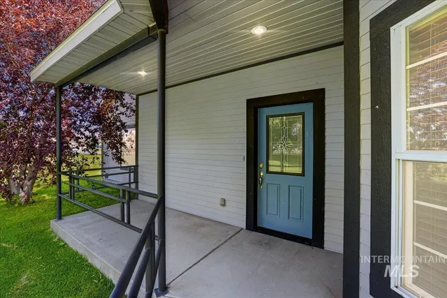 $889,500 | 4036 North 2250 East, Filer, ID 83328