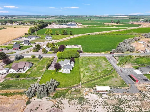 $889,500 | 4036 North 2250 East, Filer, ID 83328