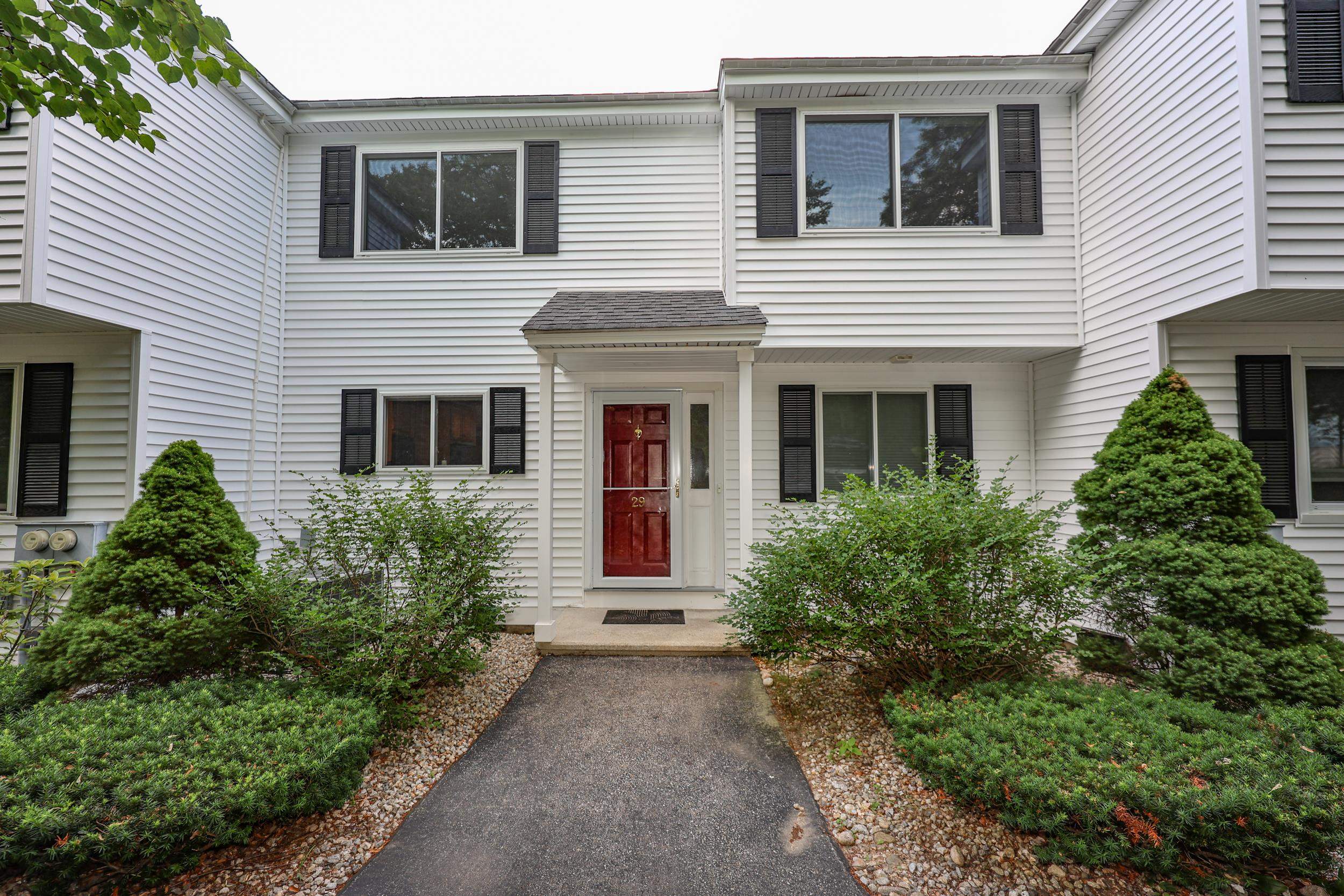 135 Amherst Street, Unit #29 Amherst, NH 03031 - Photo 1 of 60 Gallery Image 1