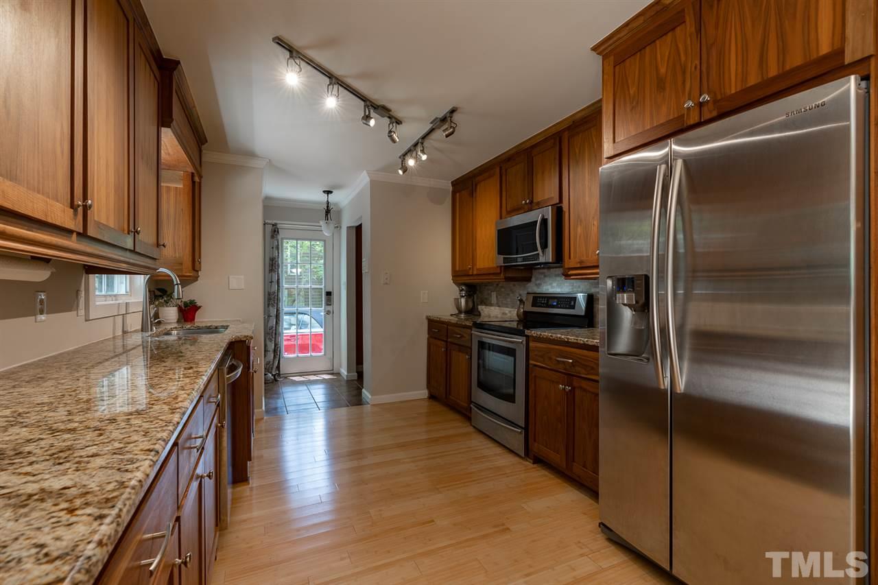 5720 Roslyn Road Durham, NC 27712 - Photo 16 of 28