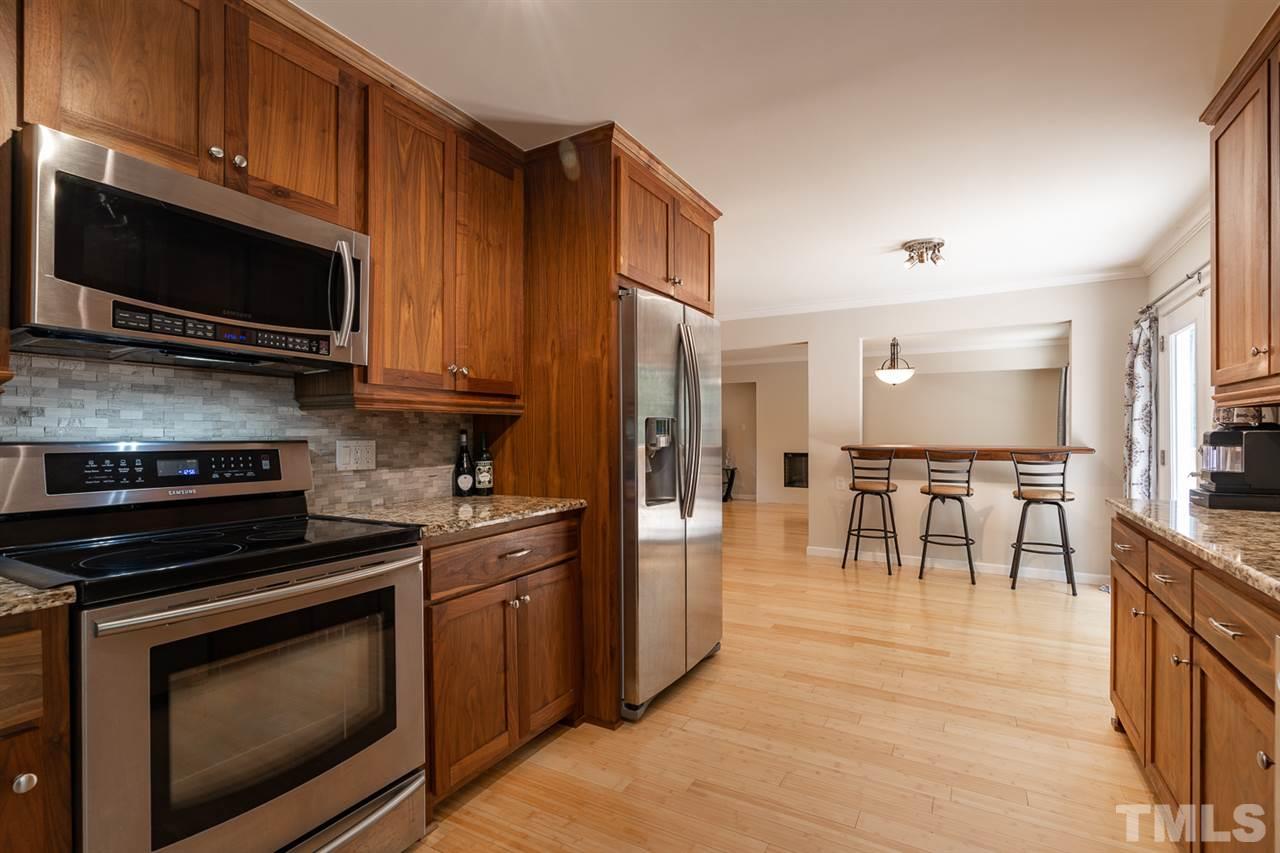 5720 Roslyn Road Durham, NC 27712 - Photo 17 of 28
