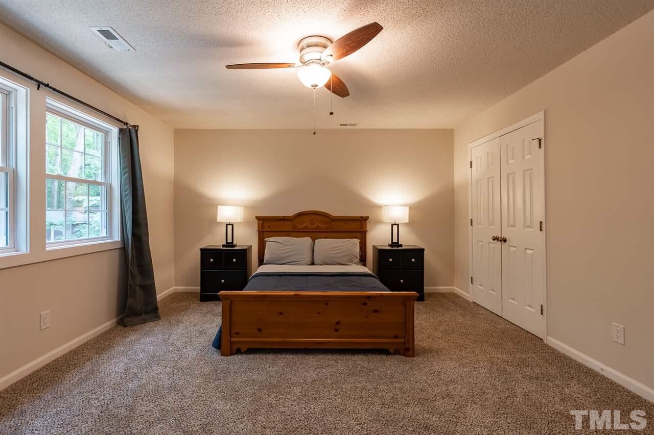 5720 Roslyn Road Durham, NC 27712 - Photo 24 of 28