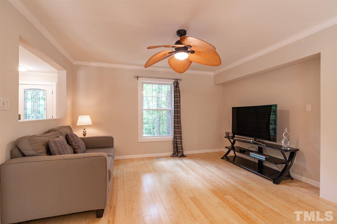 5720 Roslyn Road Durham, NC 27712 - Photo 5 of 28